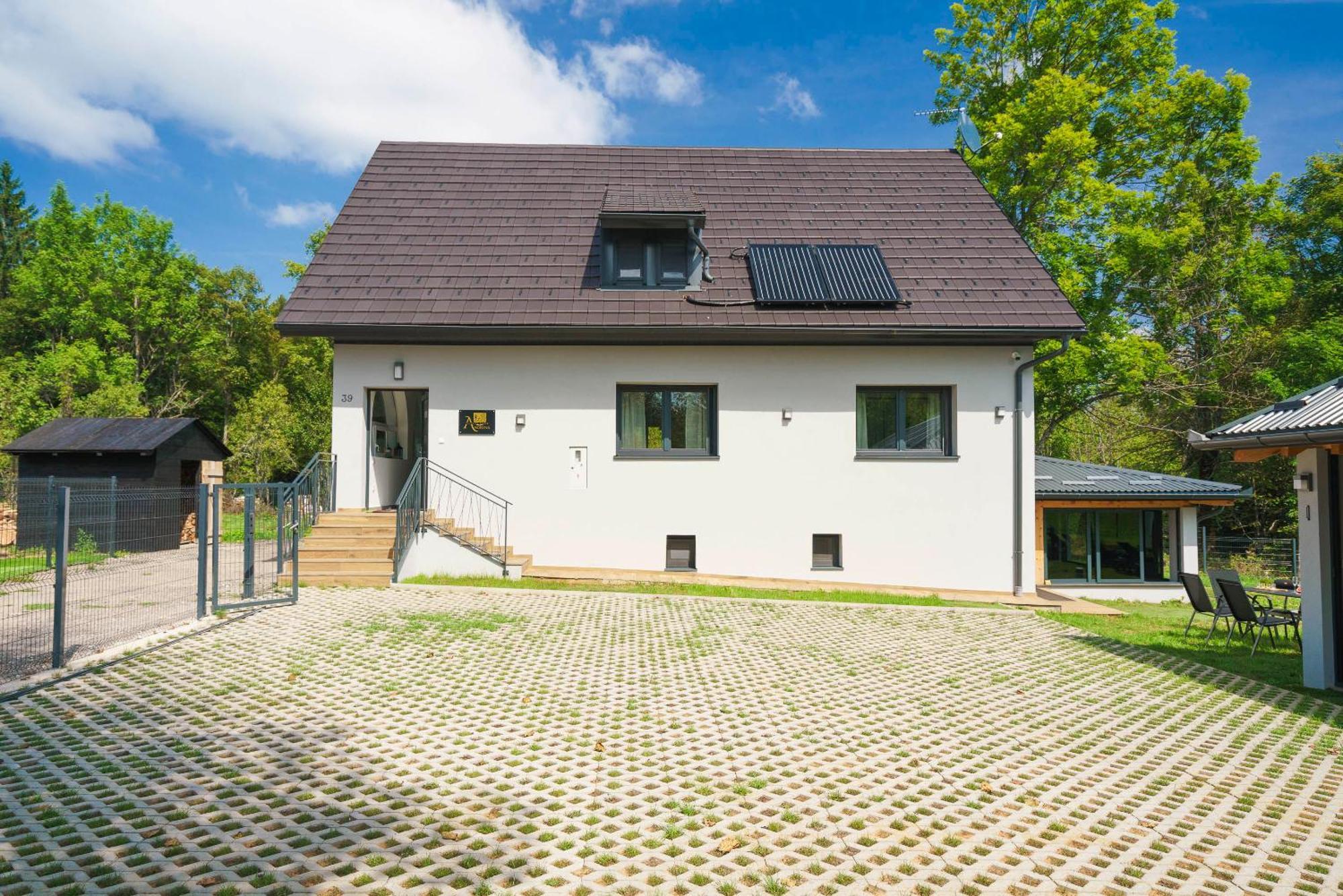 Saborsko Plitvice House Angelinaヴィラ エクステリア 写真