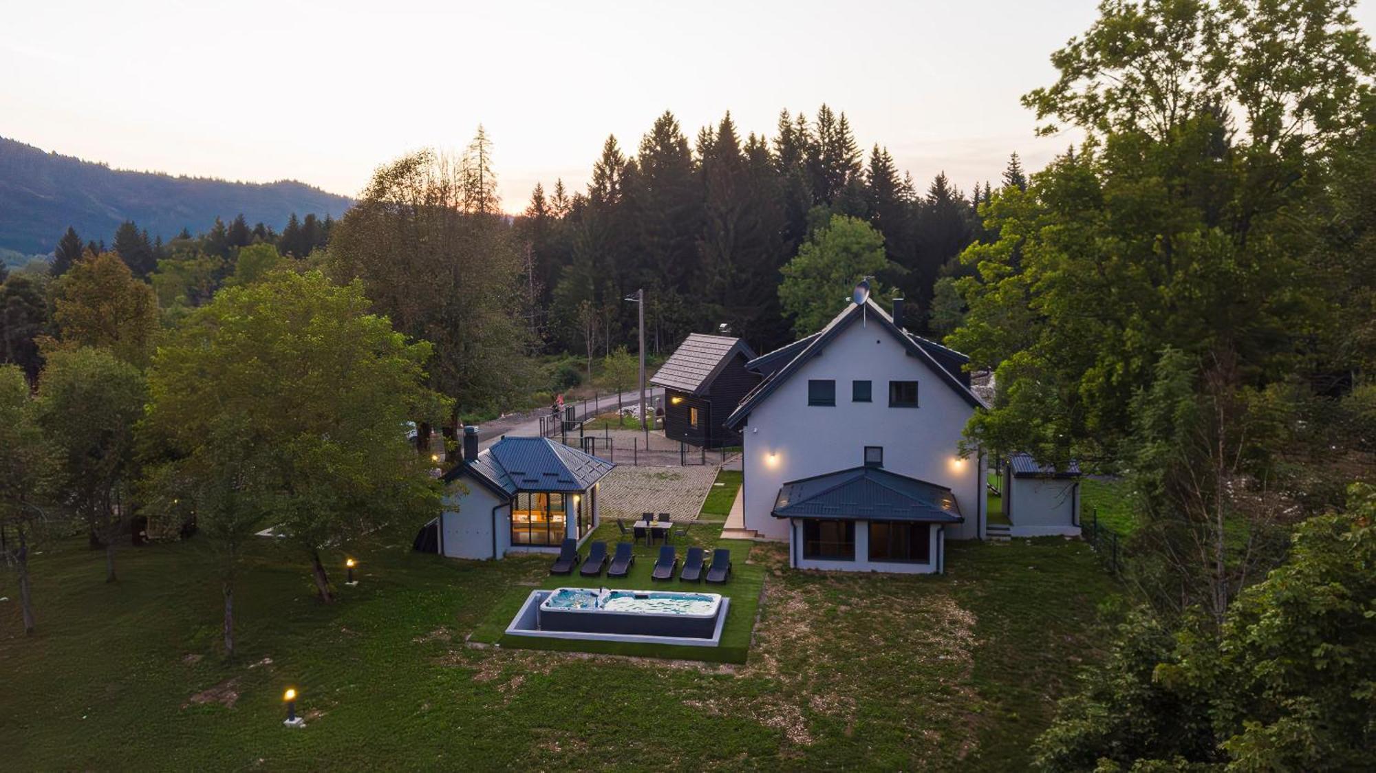 Saborsko Plitvice House Angelinaヴィラ エクステリア 写真