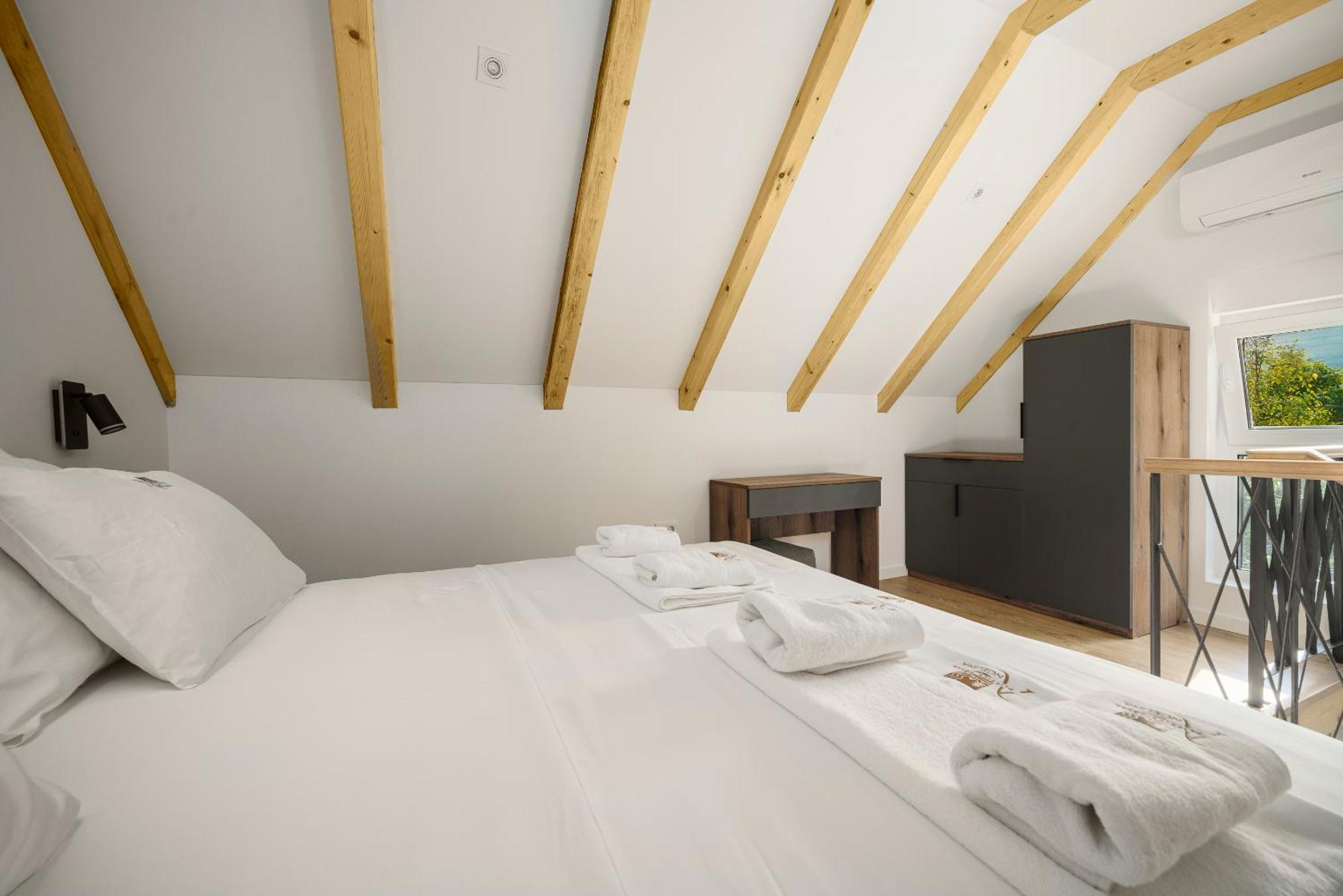 Saborsko Plitvice House Angelinaヴィラ エクステリア 写真